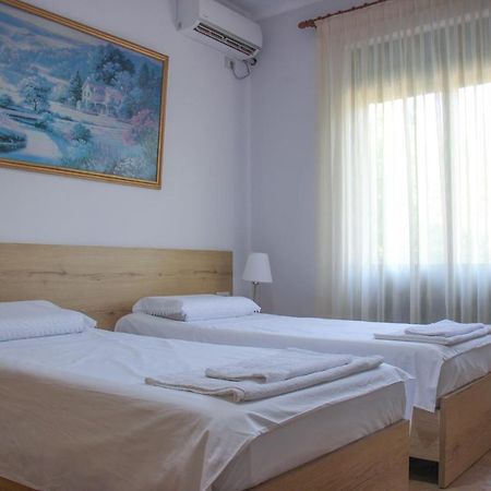 Ballo Apartments Gjirokastër Extérieur photo