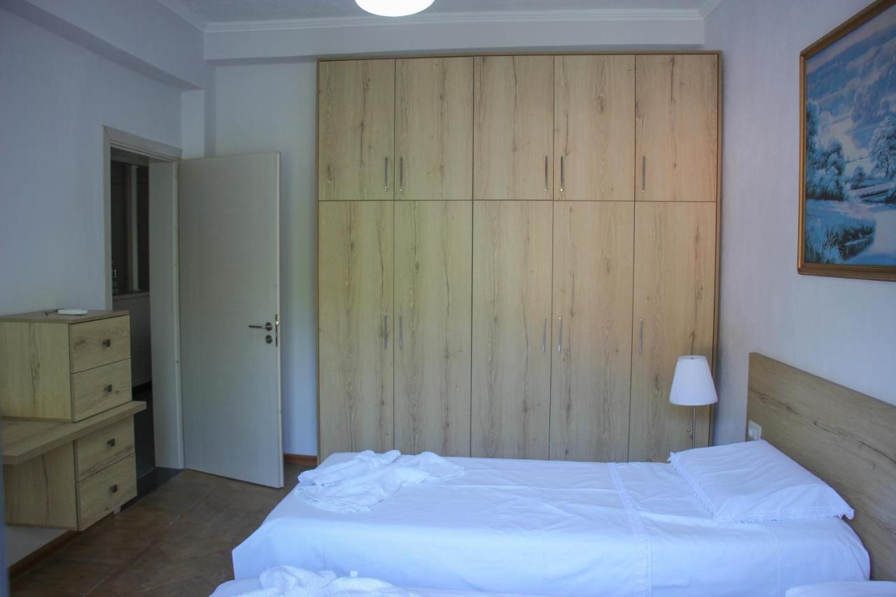 Ballo Apartments Gjirokastër Extérieur photo